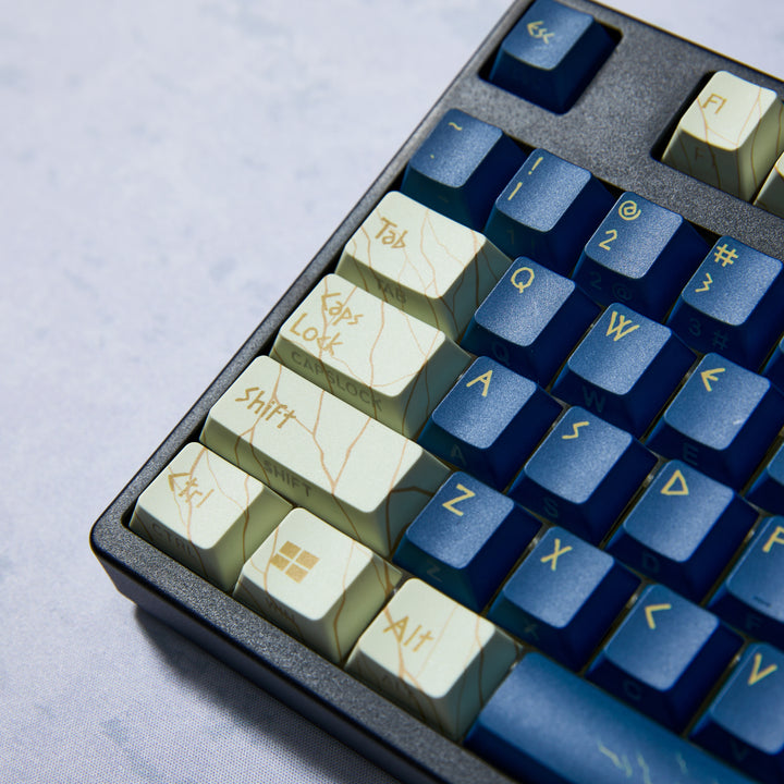 Zeus Fulgur Keycaps + Desk Mat Bundle